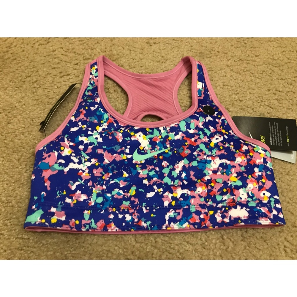 NWT Girls Nike Sports Bra